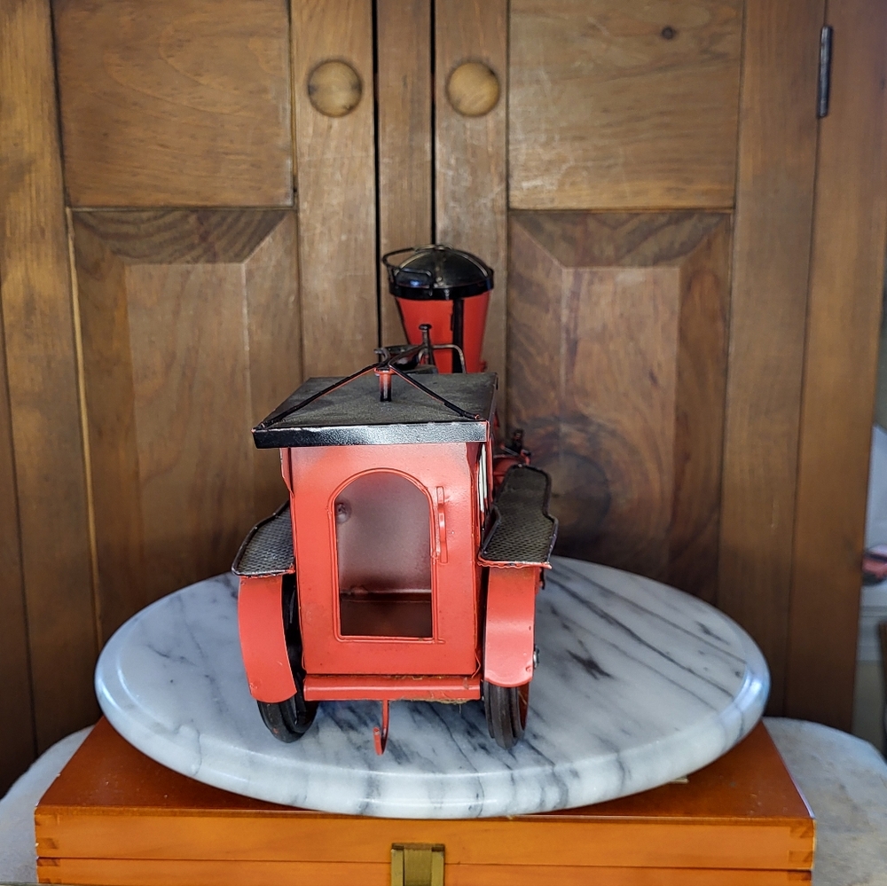 Red Model Train Decor - Picture 6 of 13